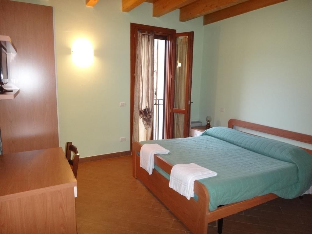 Agriturismo San Valentino Castellarano Δωμάτιο φωτογραφία